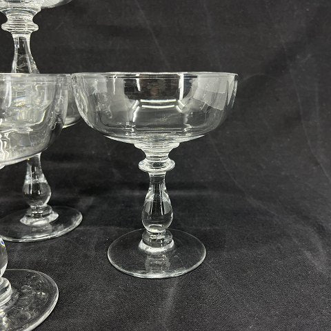Mathilde champagne bowl, 11.5 cm.