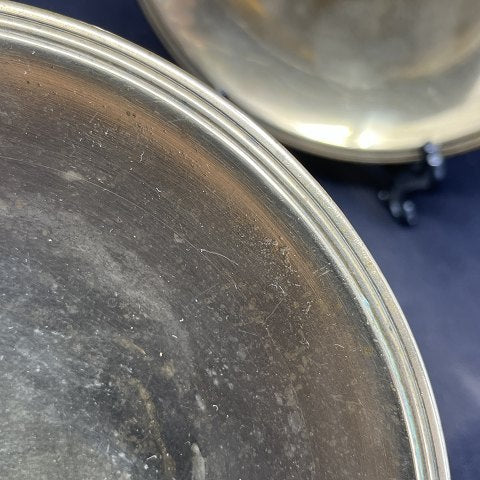 A pair of Just Andersen bronze dishes, B 1774