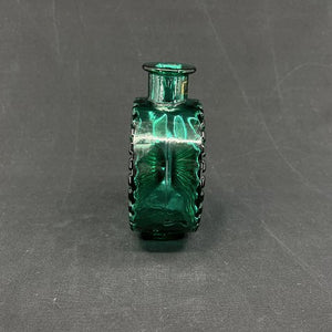 Emerald "Sun bottle" vase by Helena Tynell