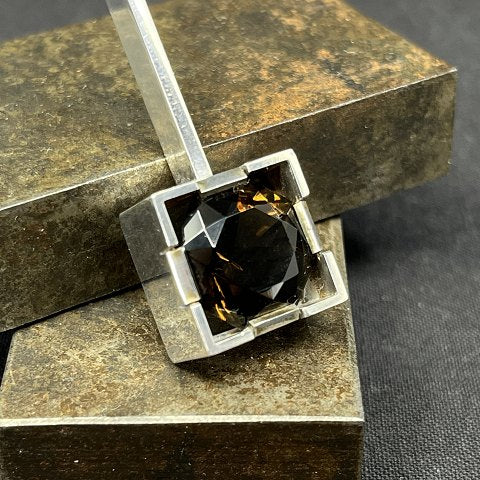 Modern pendant with smoke topaz