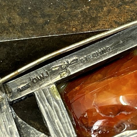 Stor broche af Ole W. Jacobsen