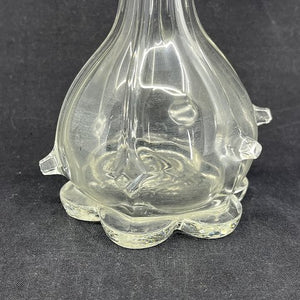Nice ground lily vase from the 1920s
