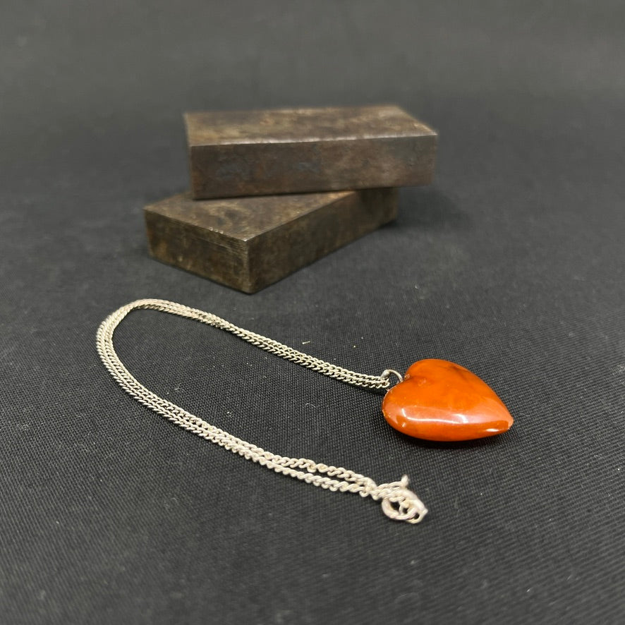 Amber heart, pendant with chain