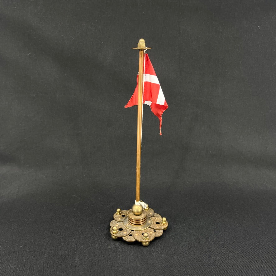 Flagstang af gamle mønter