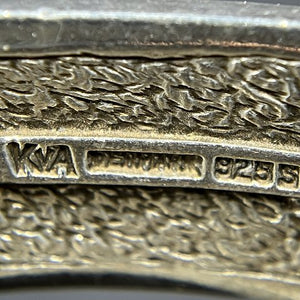 Moderne armring fra Knud V. Andersen