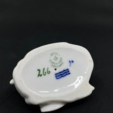 Liggende ælling fra Royal Copenhagen, 1923-1928