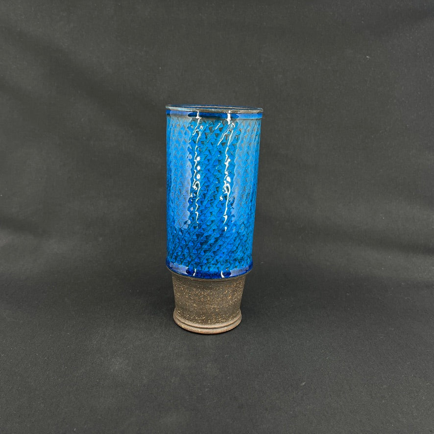 Kähler vase med blå glasur, 19,5 cm.