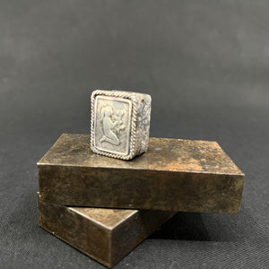 Square pill box in silver