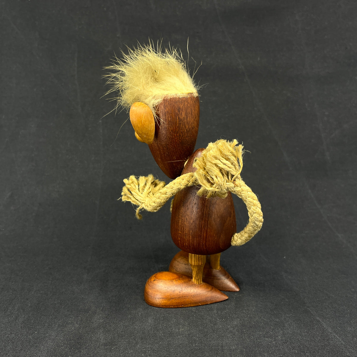 Figur i teaktræ - trold