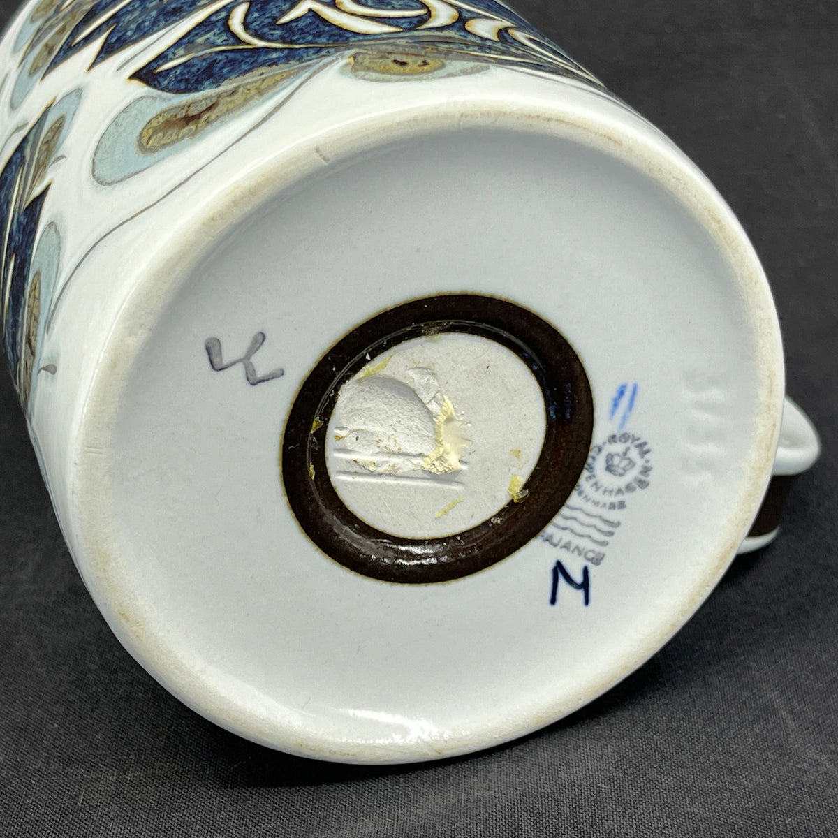 Royal Copenhagen large year mug 1979, without plate