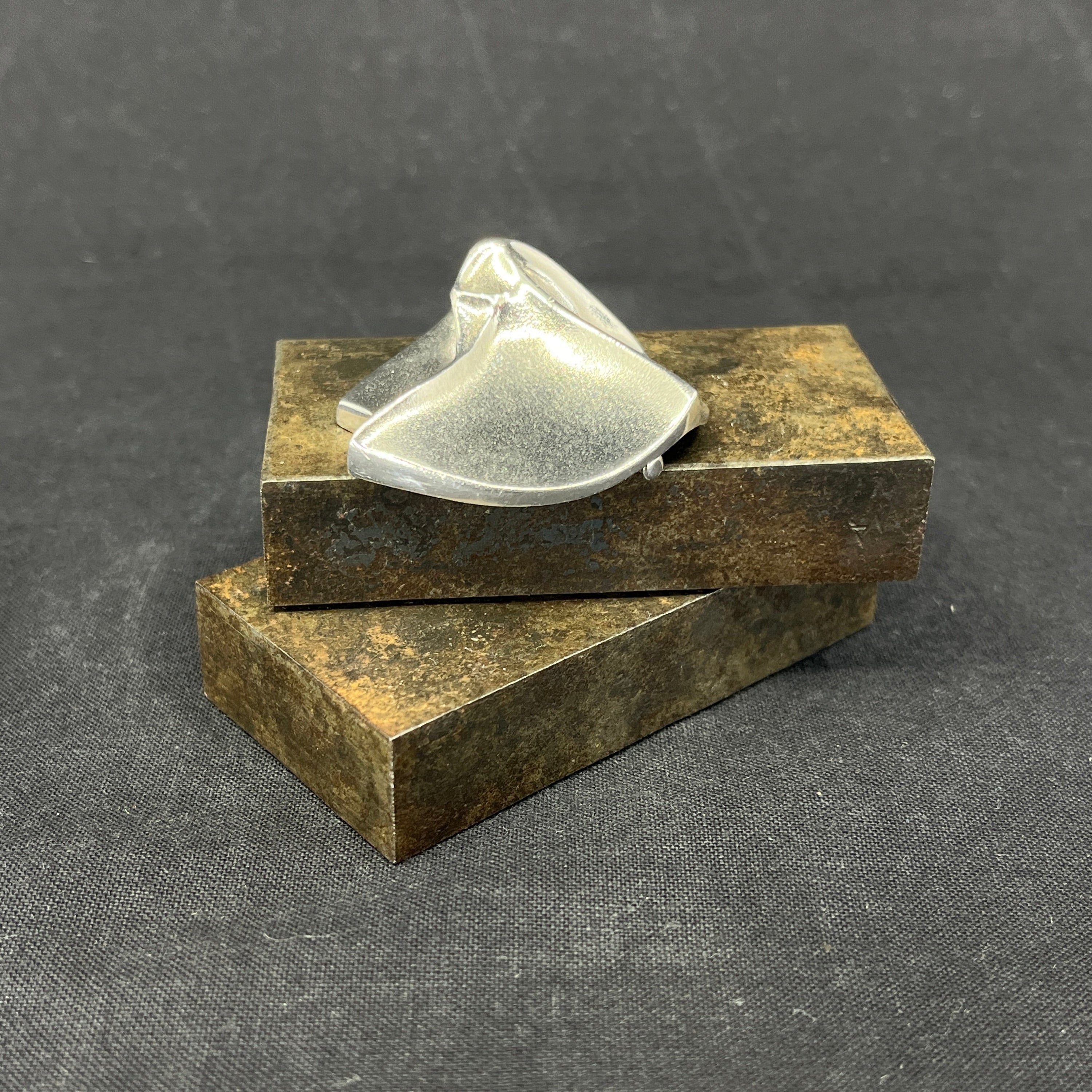 Modern brooch in silver - Björn Weckström