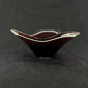 Flygsfors purple bowl with white rim