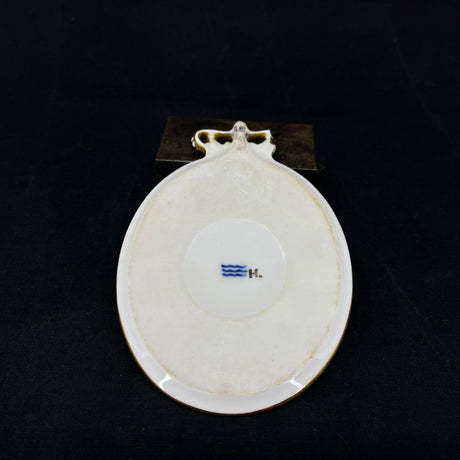 Royal Copenhagen silhouette platte - Frederik d. 8 1843-1912