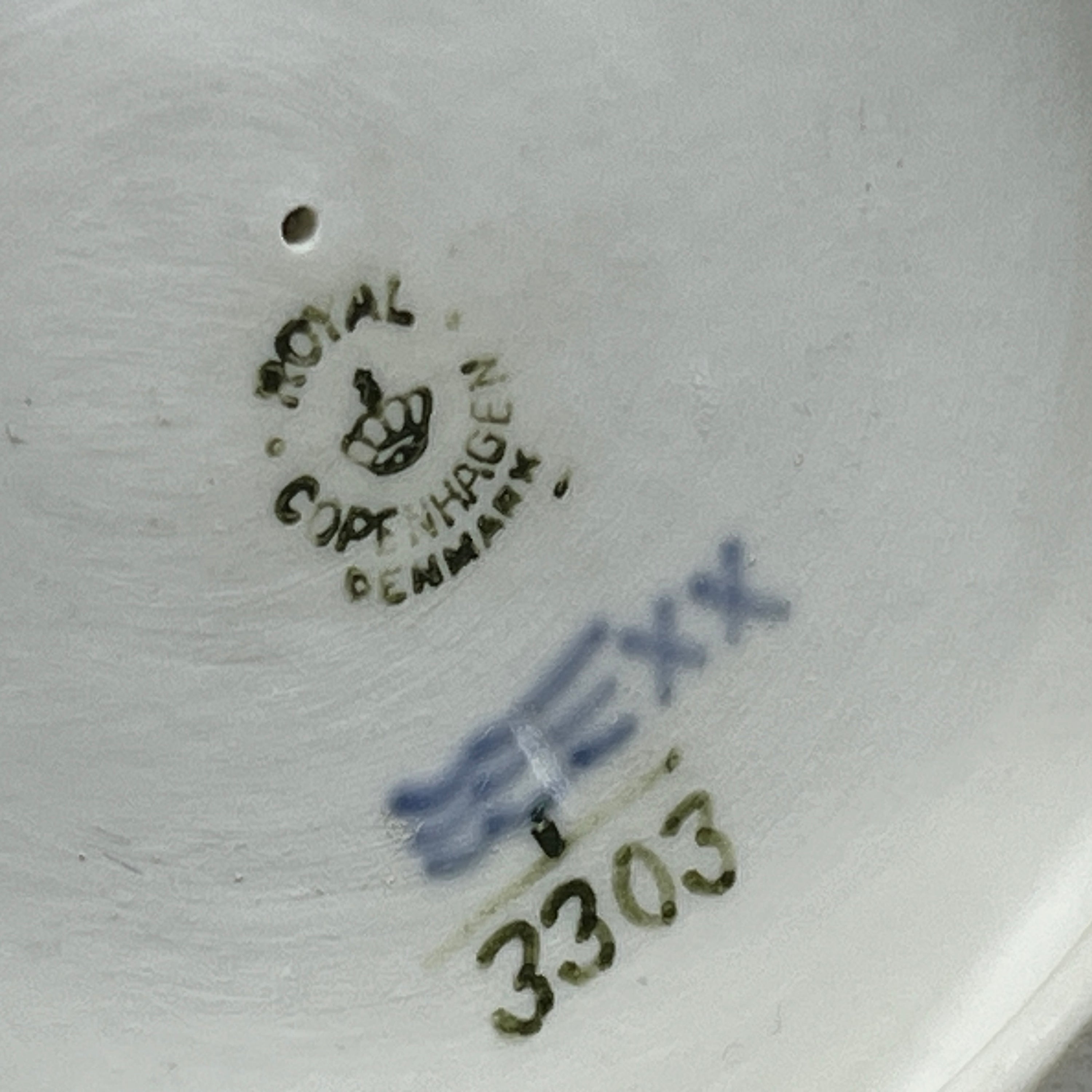 Blue fluted candlestick, 1/3303