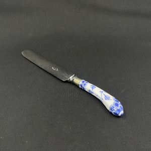 Blue Fluted Full Lace Dinner Knife