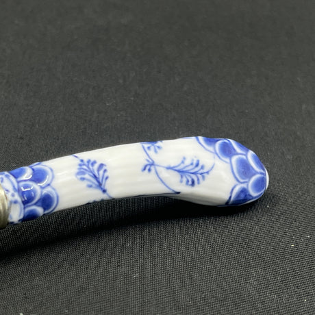 Blue Fluted Full Lace Dinner Knife