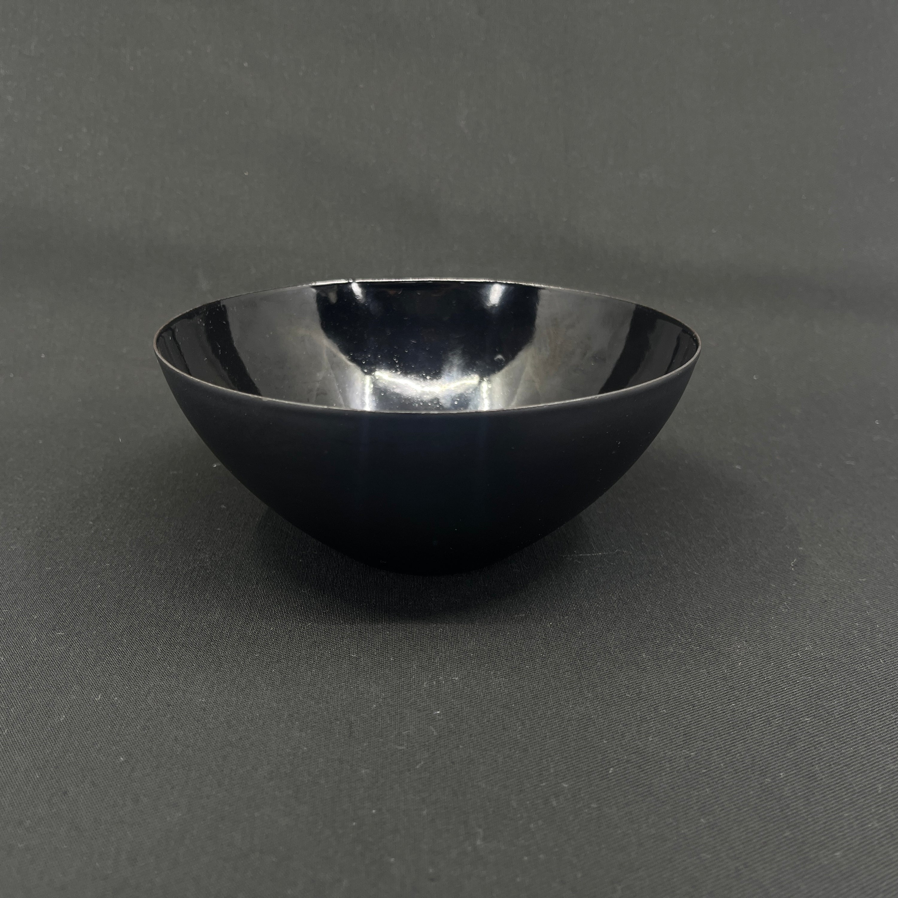 Sort Krenitskål, 16 cm.