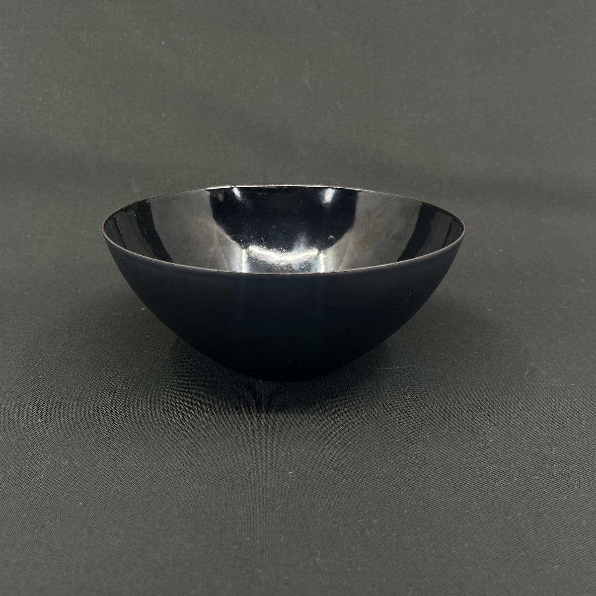 Sort Krenitskål, 16 cm.