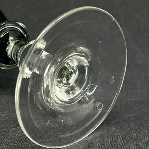 Green Anglais white wine glass