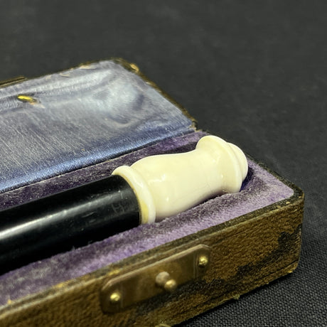Conductor's baton from 1915 in ivory and ebony