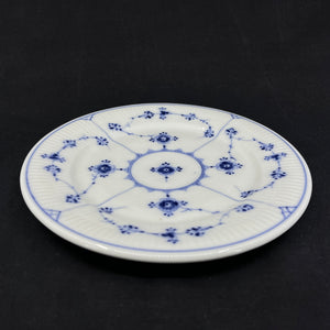 Musselmalet Riflet helflad frokosttallerken, 1/185