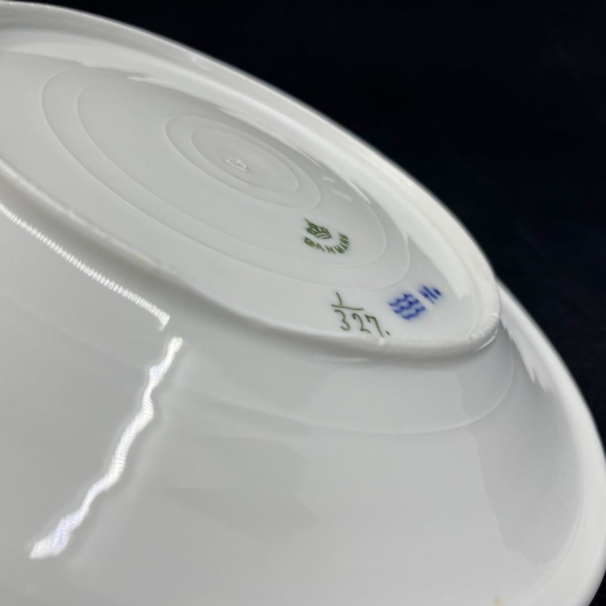 Musselmalet Riflet helflad frokosttallerken, 1/185