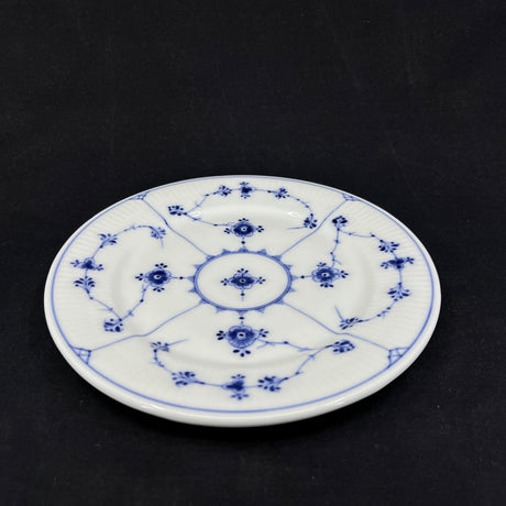 Musselmalet Riflet helflad frokosttallerken, 1/185