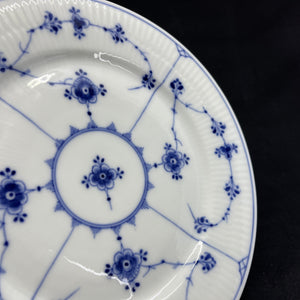 Musselmalet Riflet helflad frokosttallerken, 1/185