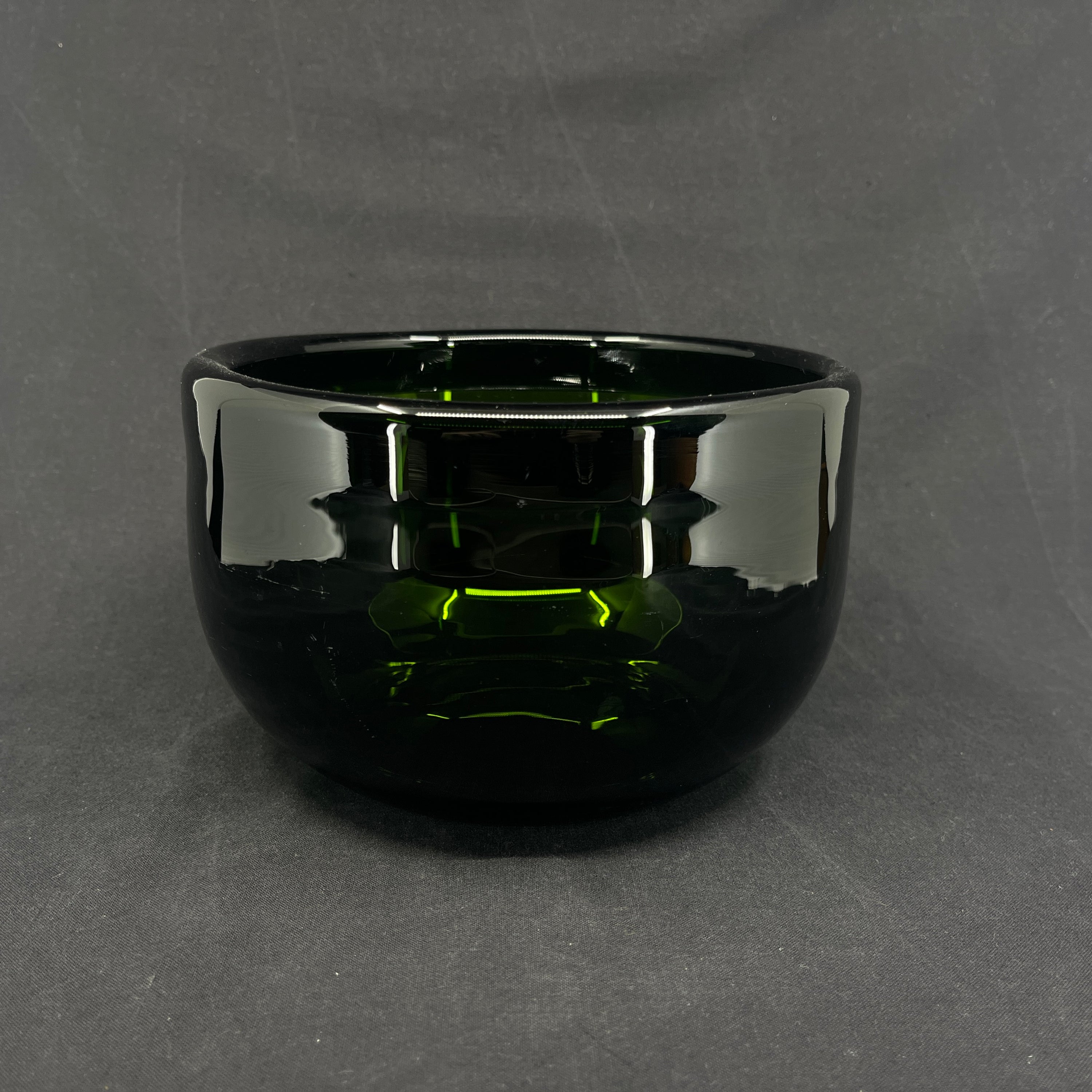 Transparent green Palet bowl, 18 cm.