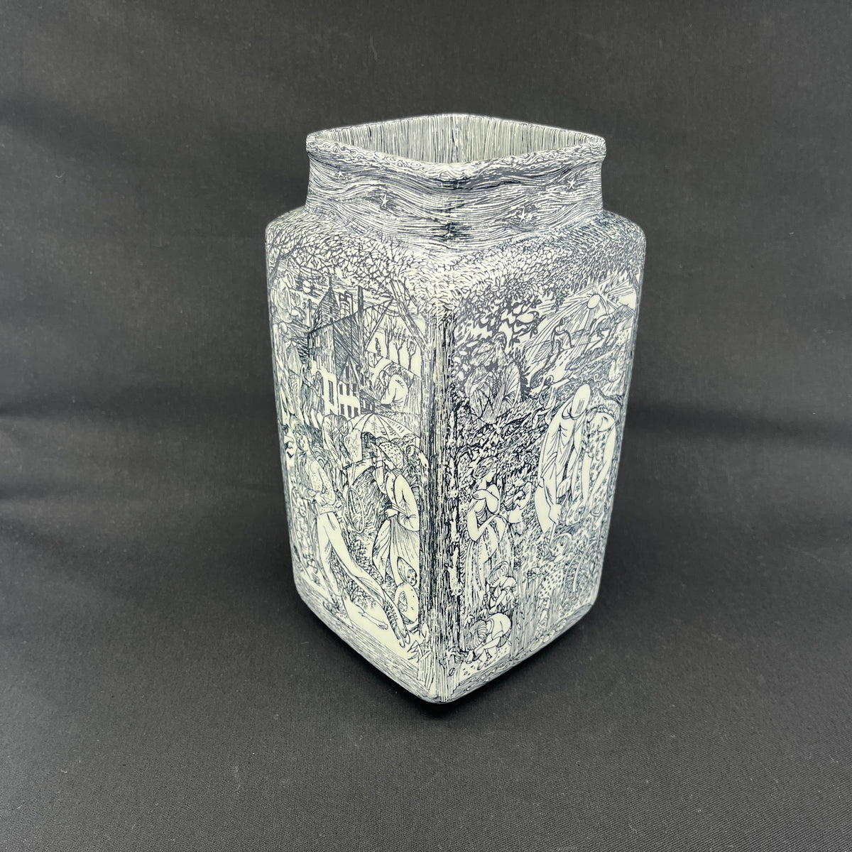 Nymølle vase by Ib Spang Olsen