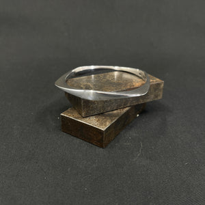 Armring af Ole Bent Petersen