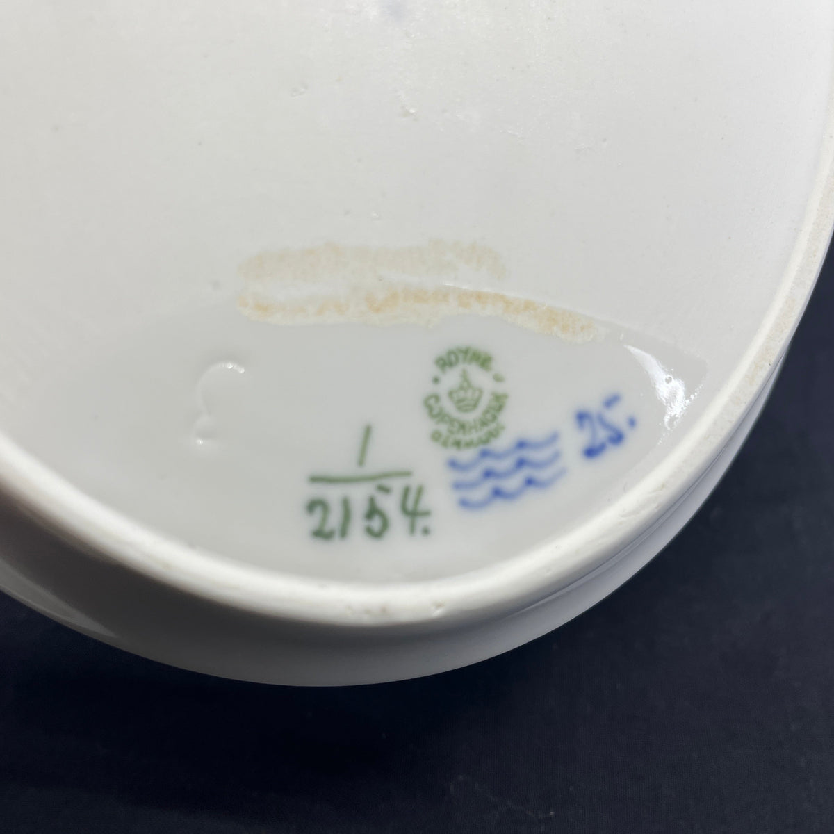 Blue Fluted Fluted Tray, 1/2154