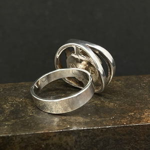 Moderne ring med tigerøje