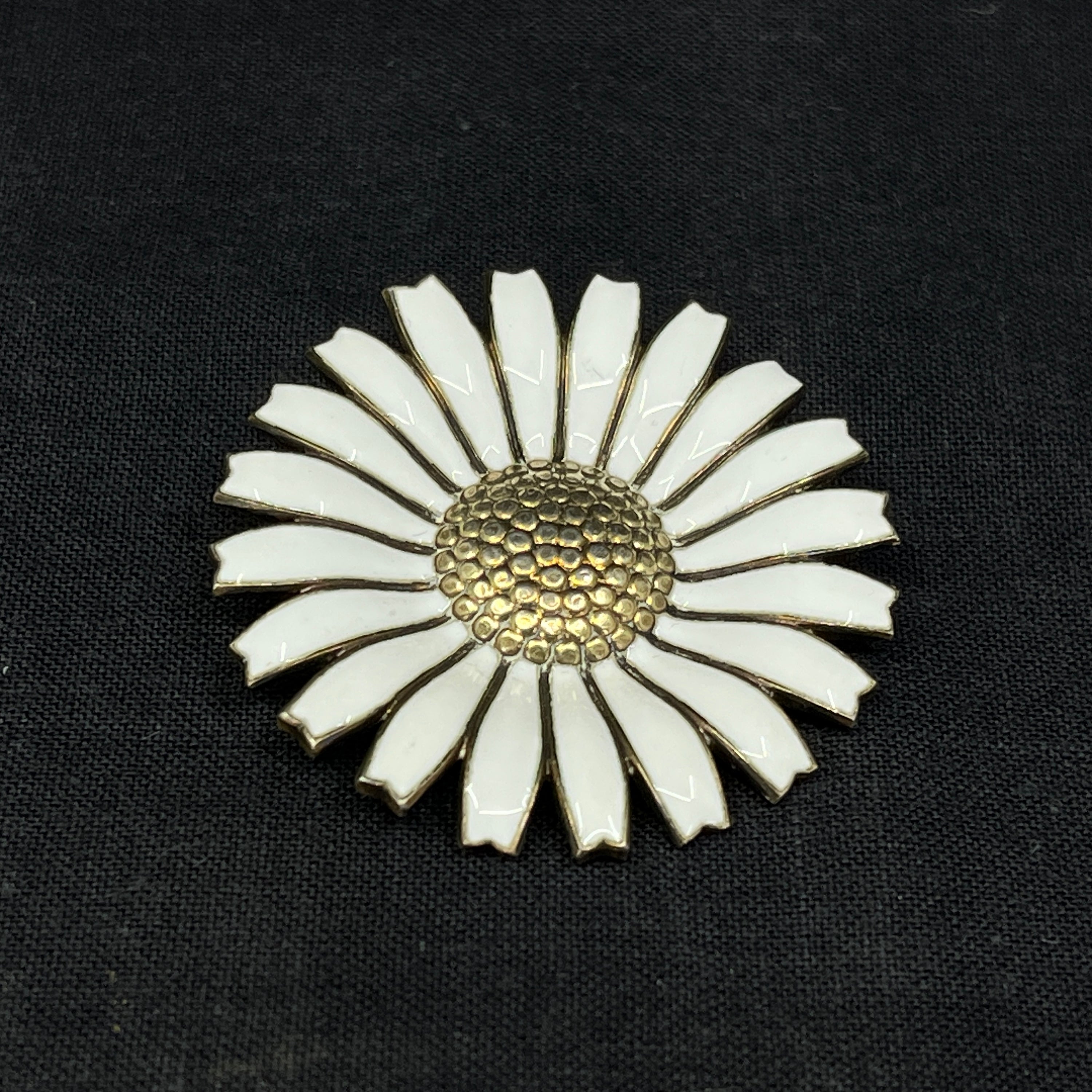 Anton Michelsen daisy brooch, white