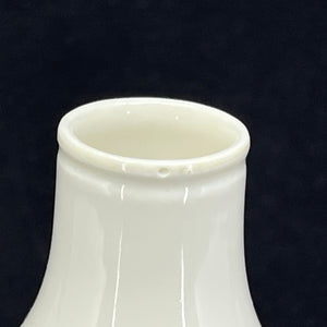 Hvid blanch de chine vase fra Royal Copenhagen