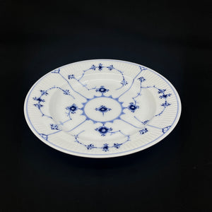Blue Fluted Fluted Dinner Plate, 1/174
