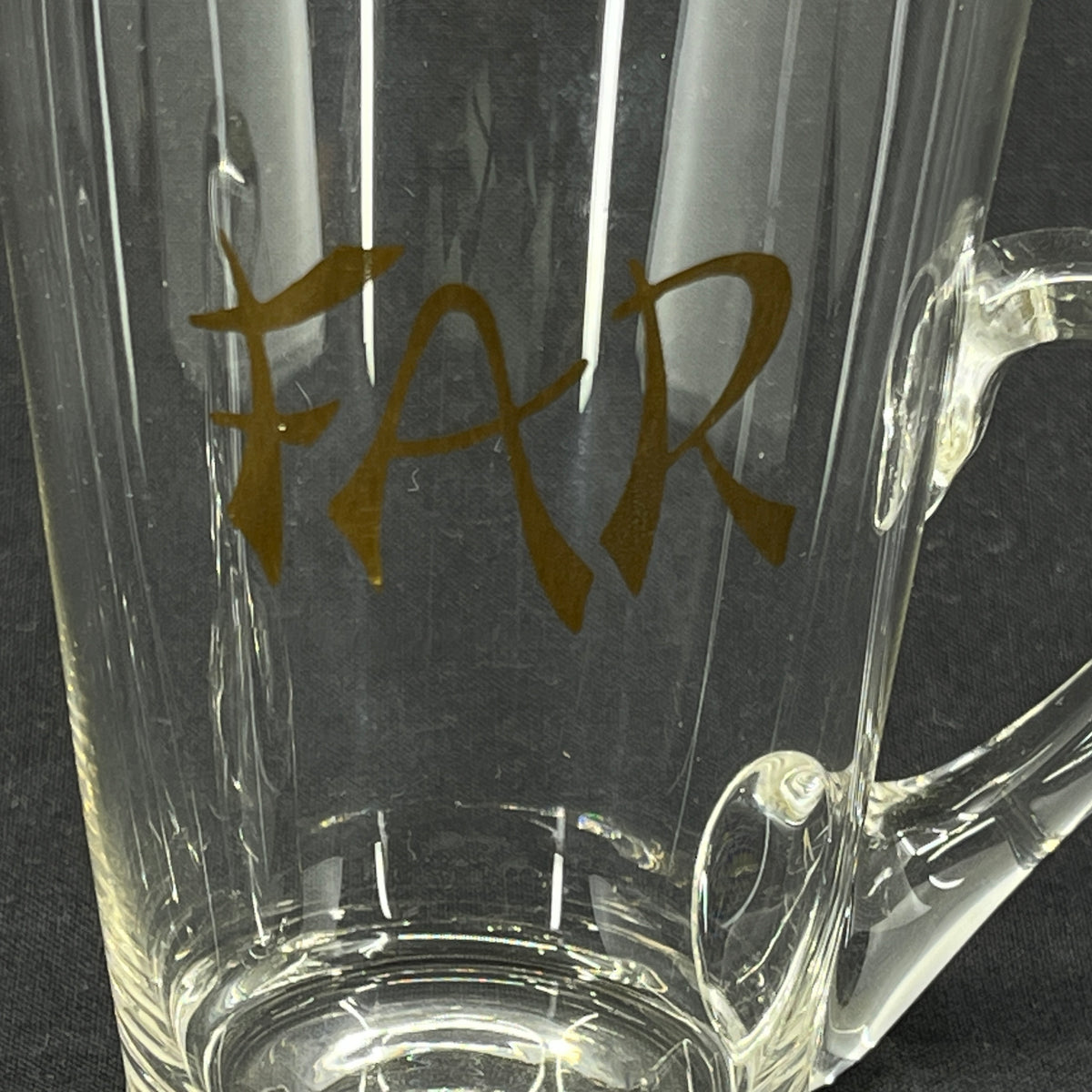 Ølkrus med tekst - "FAR"