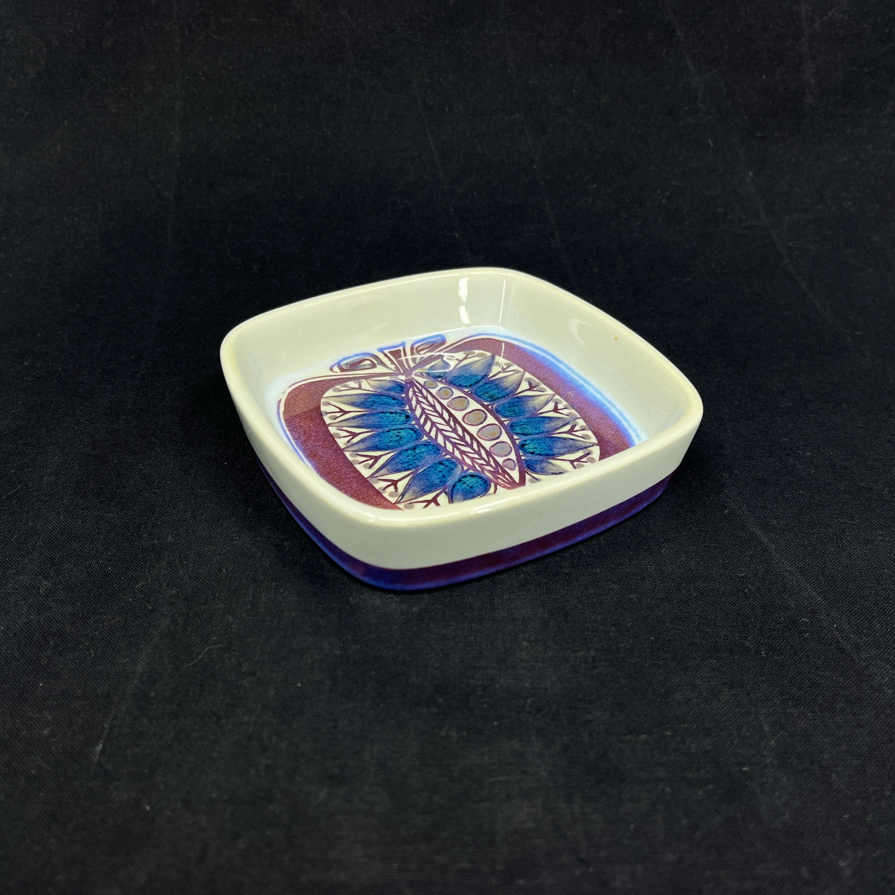 Tenera bowl from Aluminia