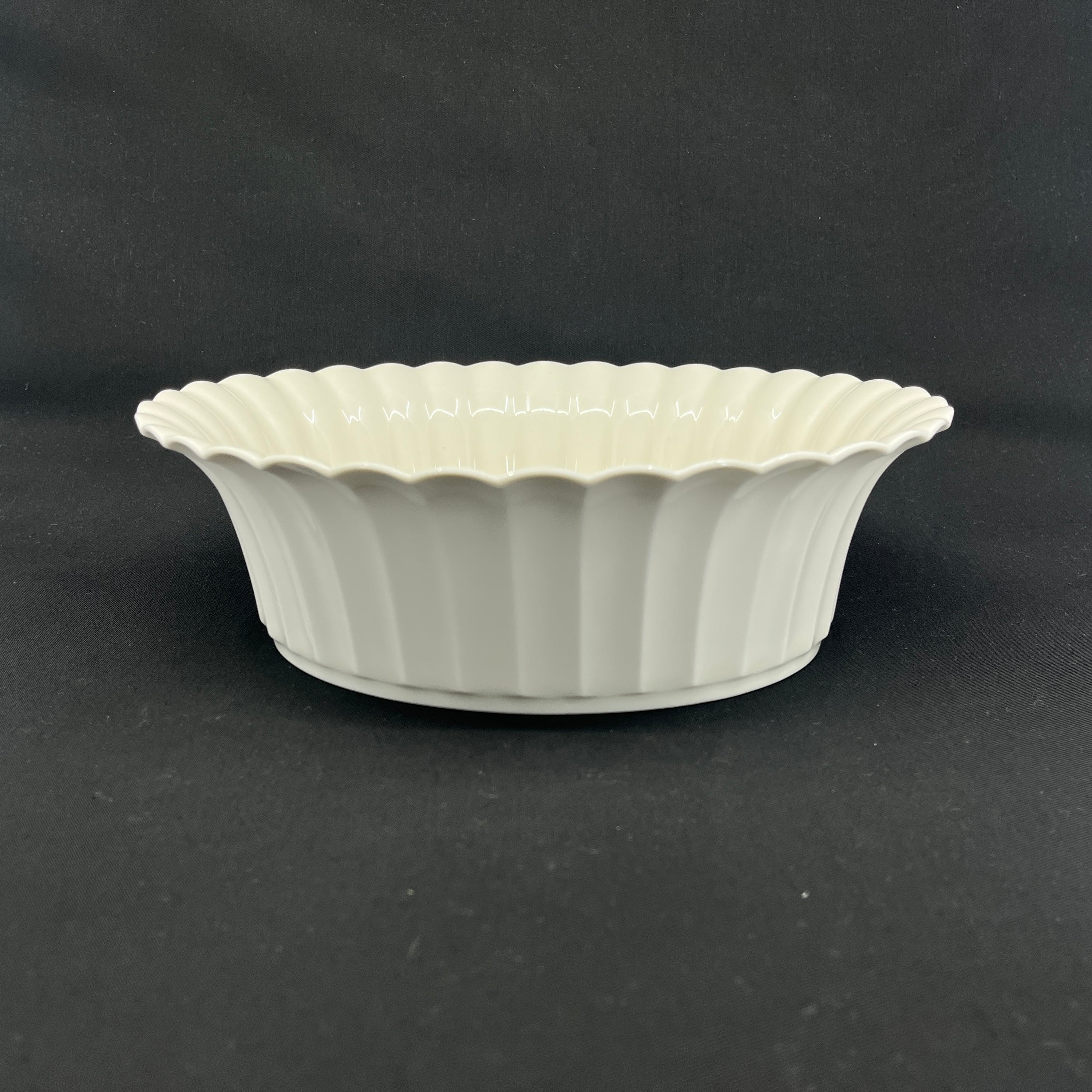 White bowl by Thorkild Olsen, No. 4007