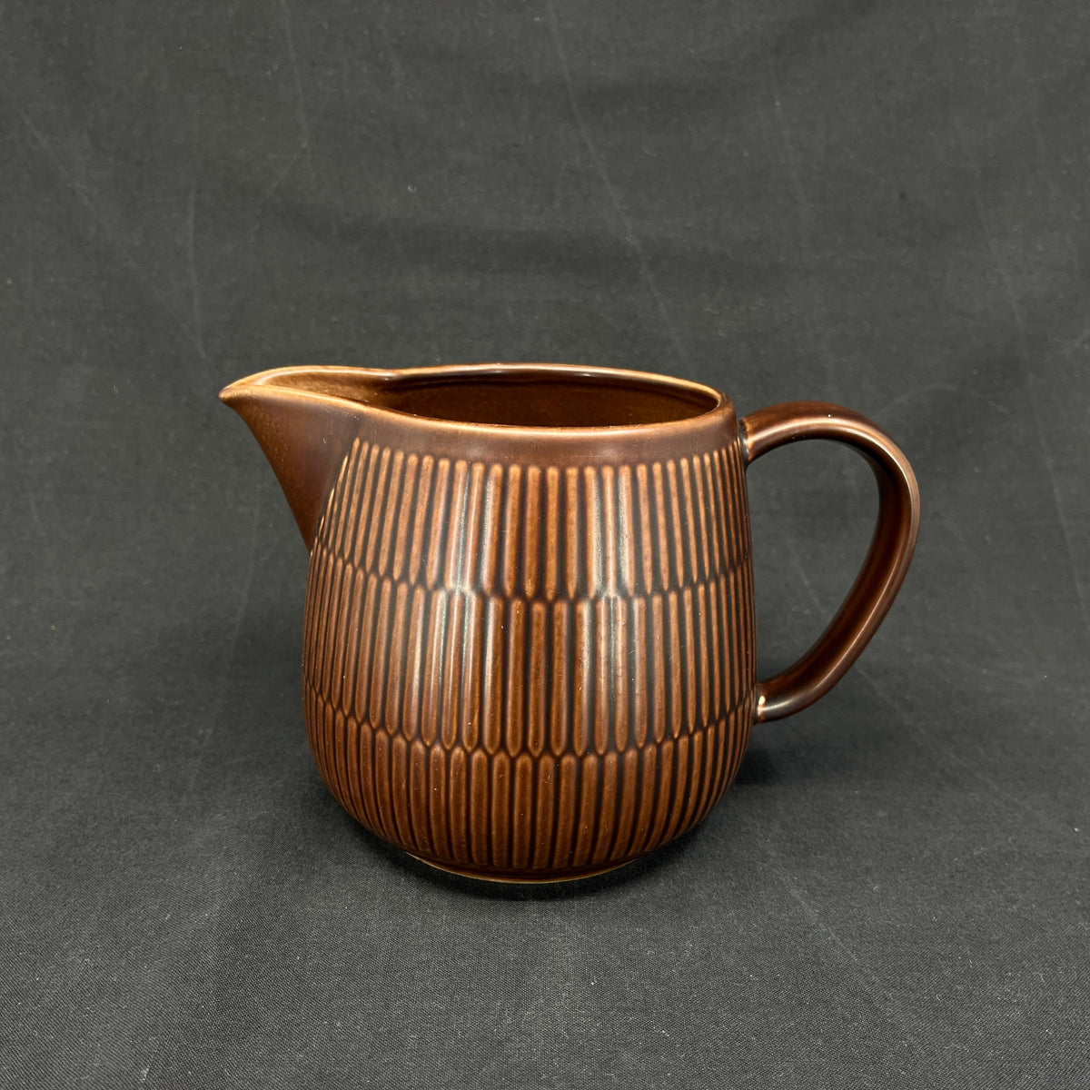 Bordeaux Marselis jug from Aluminia