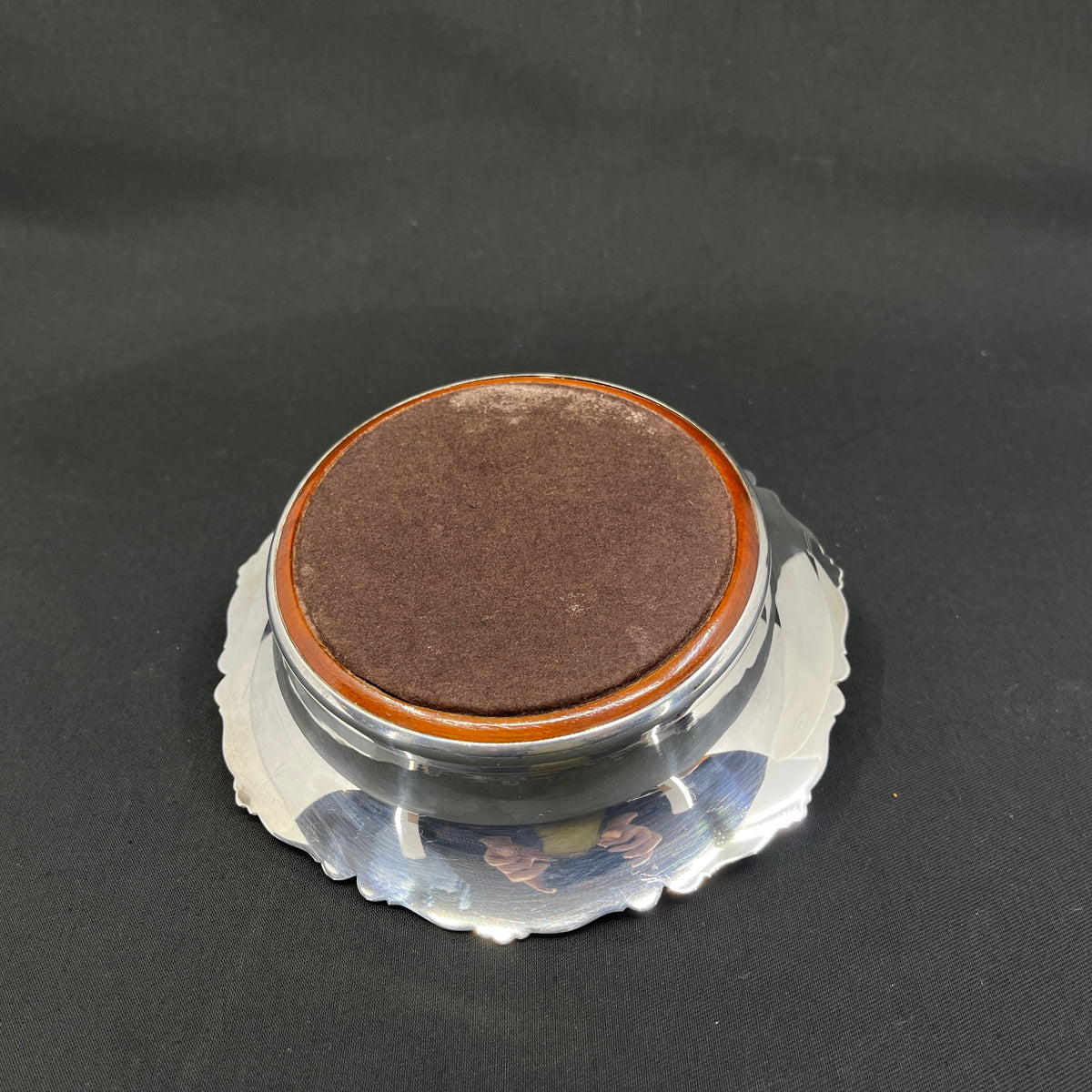 Bottle tray in silver stain
