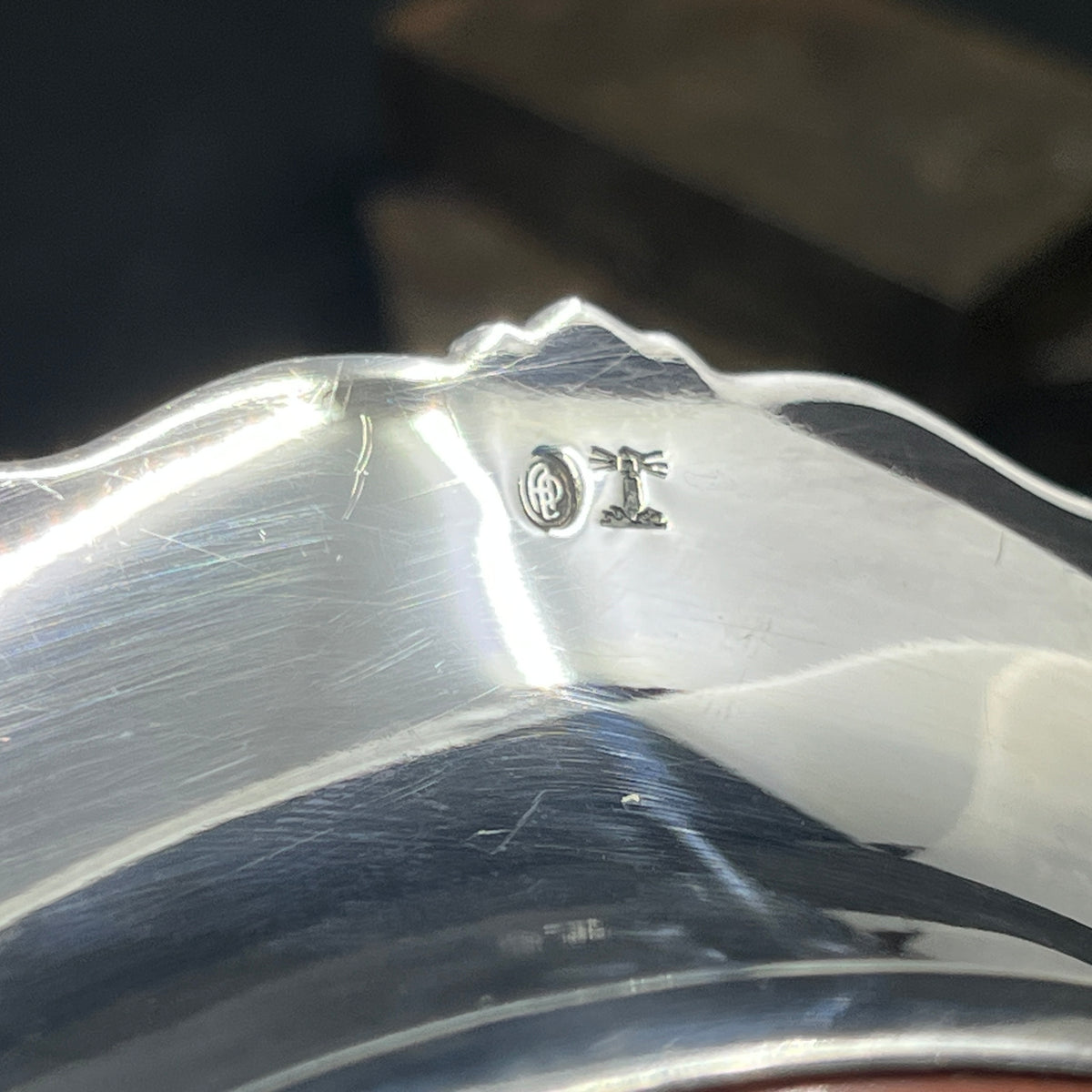 Bottle tray in silver stain