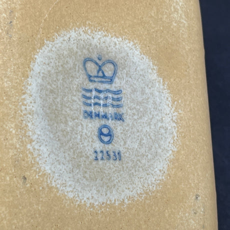 Firkantet Ildpot form af Grethe Meyer for Royal Copenhagen, 3. sortering.