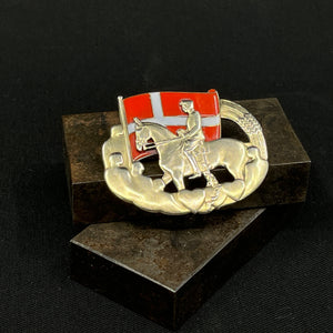 En Konge kom ridende - broche