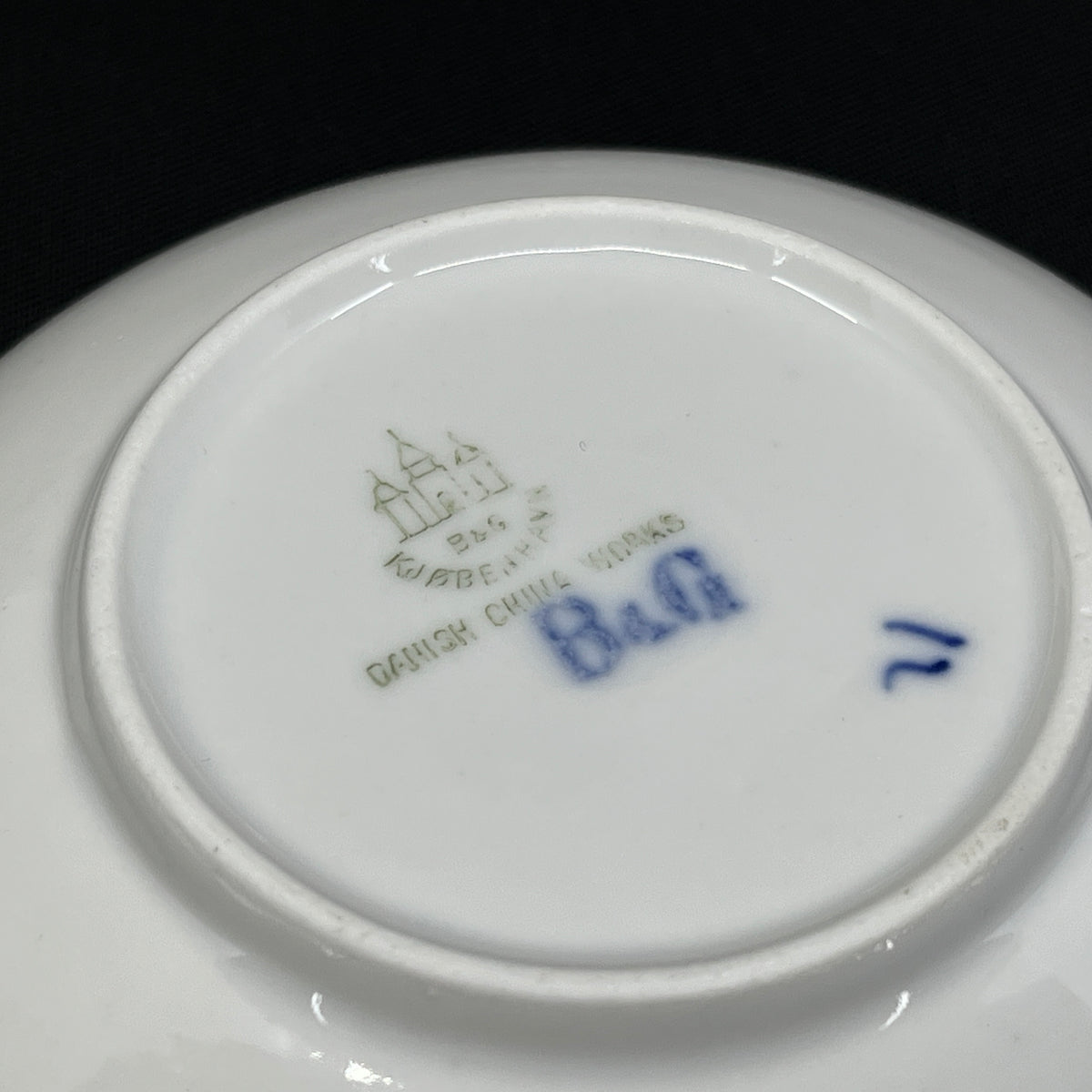 Blåmalet kaffekop fra Bing & Grøndahl