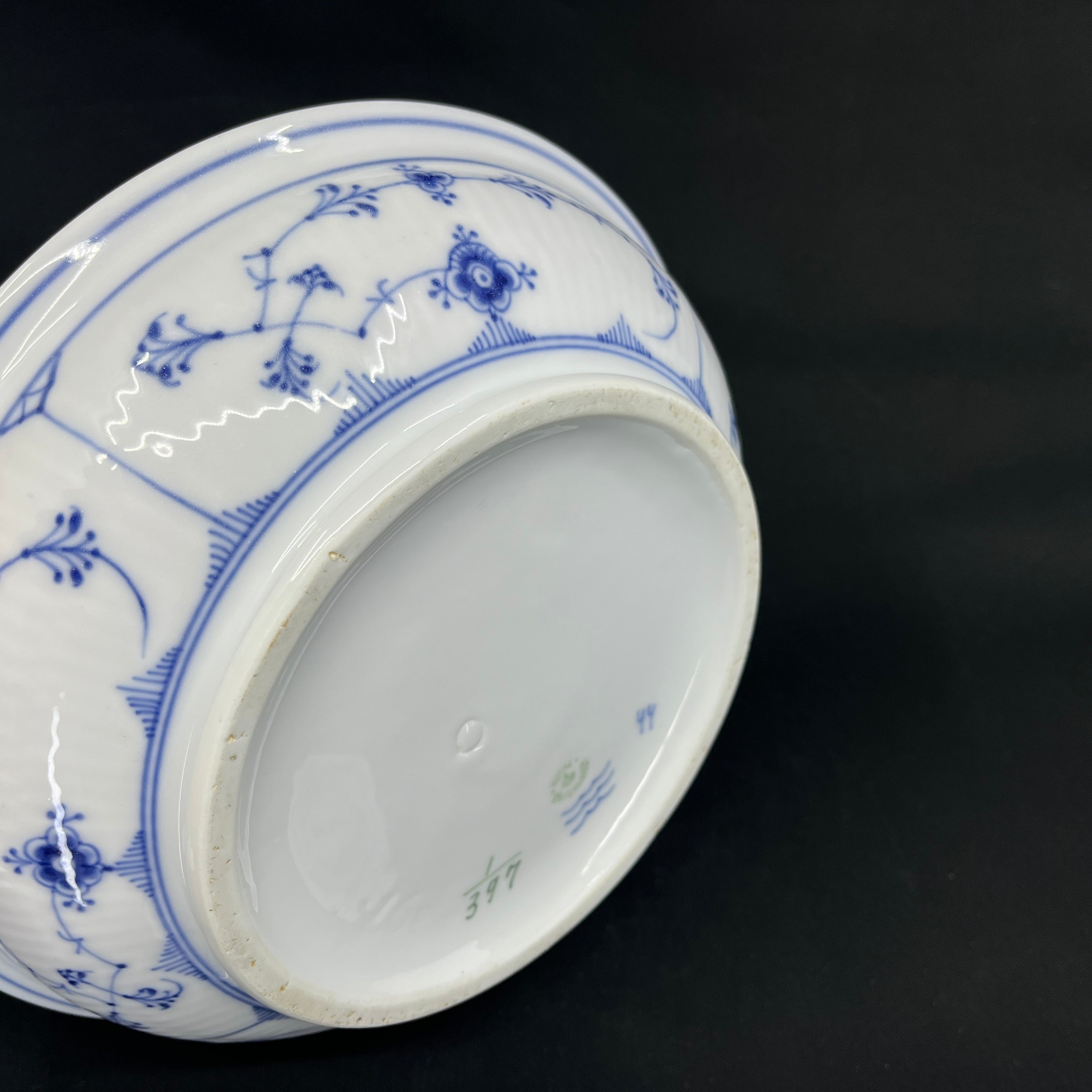 Blue Fluted Round Lidded Dish, 1/397, 1898-1923