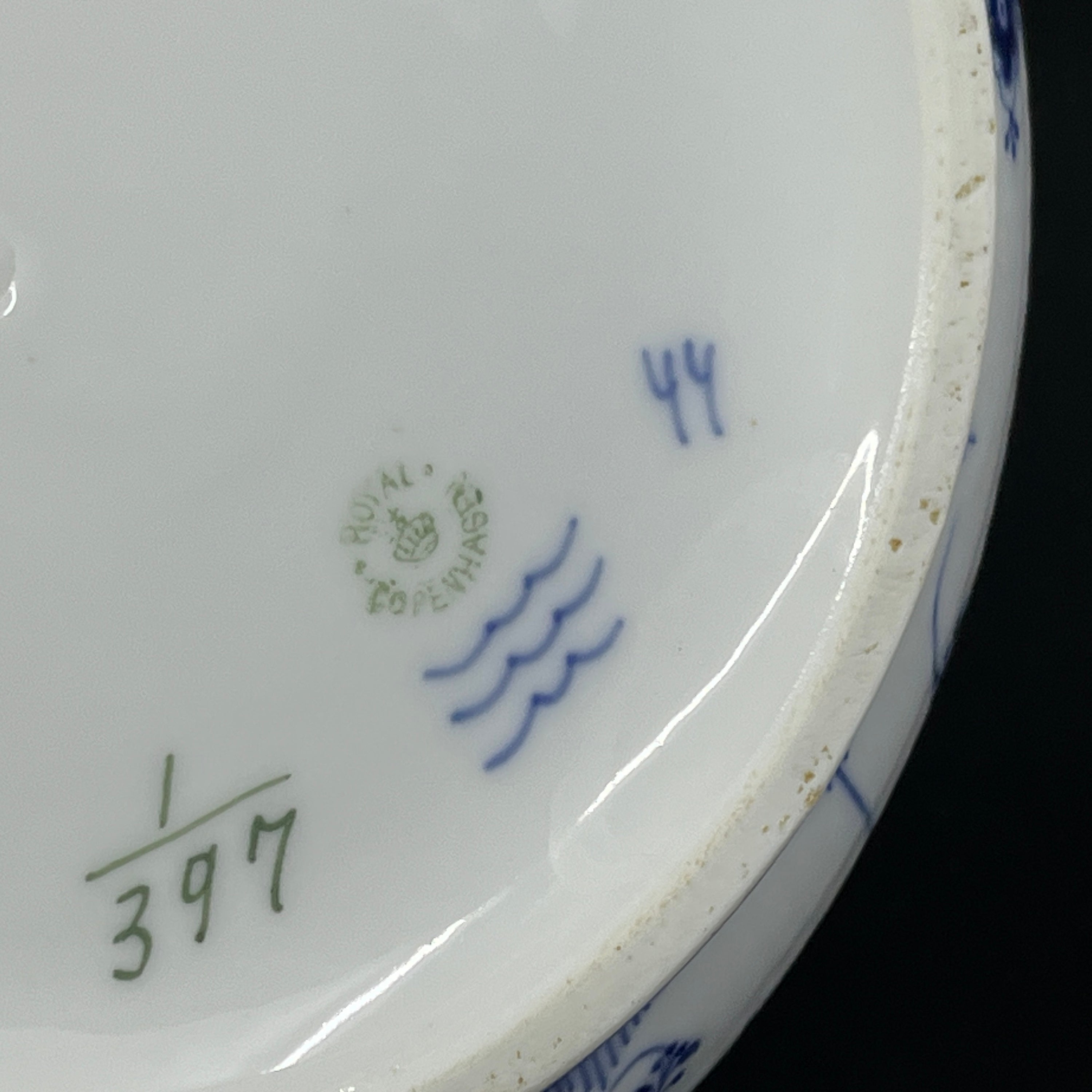 Blue Fluted Round Lidded Dish, 1/397, 1898-1923