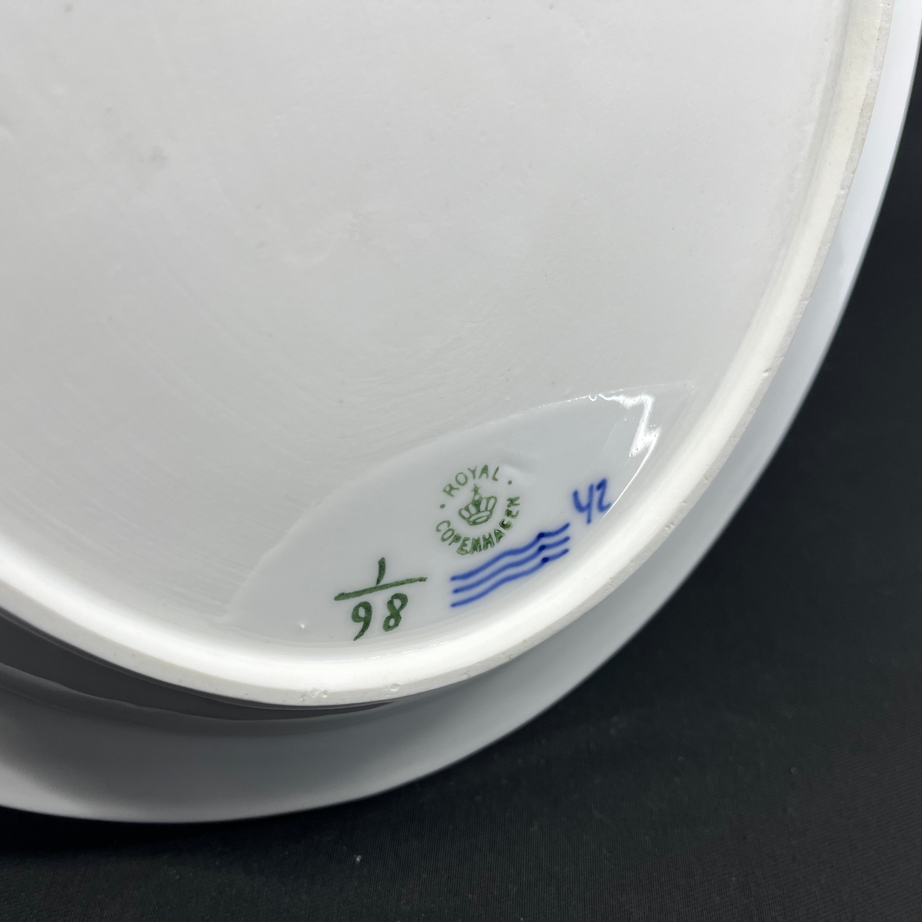 Blue Fluted Fluted oval dish, 33 cm.