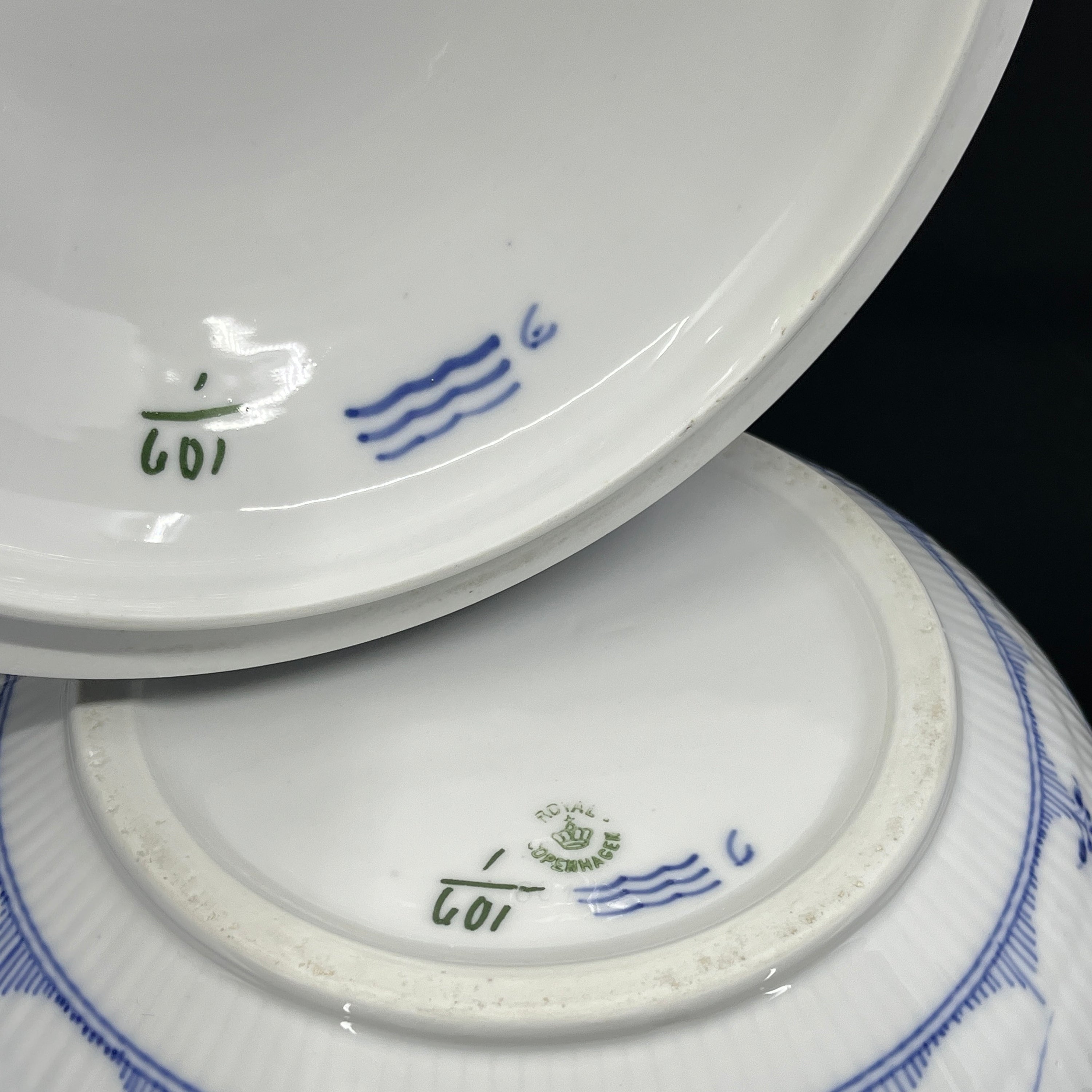 Blue Fluted Half Lace Terrine 1/601
