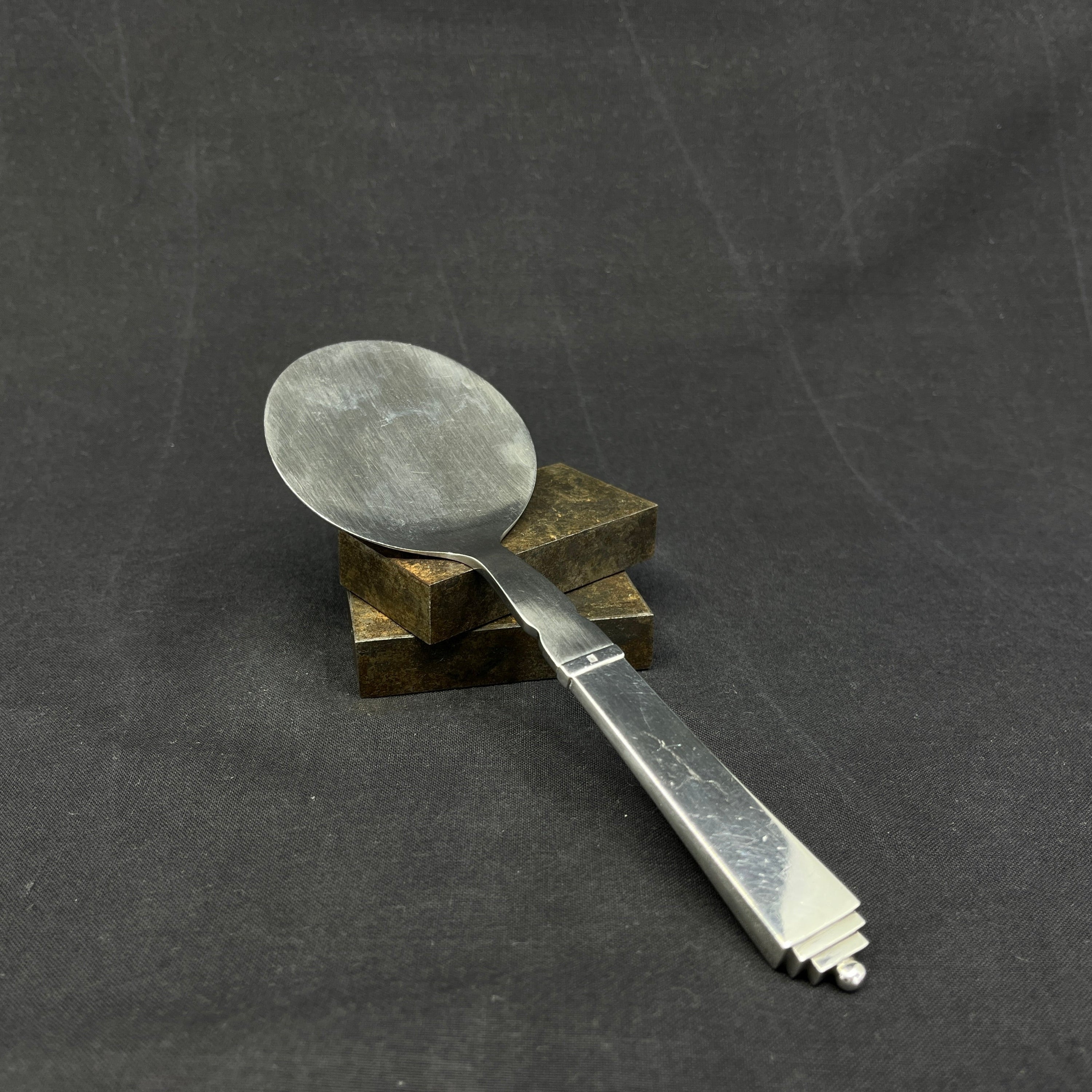 Pyramide tarteletspade fra Georg Jensen